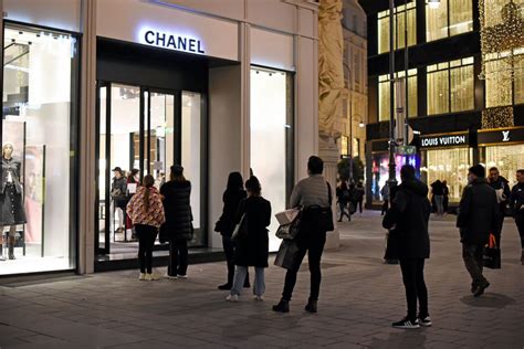 chanel winkel milaan|chanel stores near me.